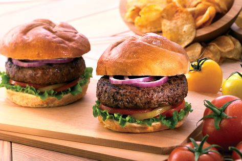 Unique Burger Recipes, Lamb Burger Recipes, Classic Italian Meatballs, Lamb Burger, Burger Recipes Beef, Lamb Dinner, Lamb Burgers, Ground Lamb, Beef Burger