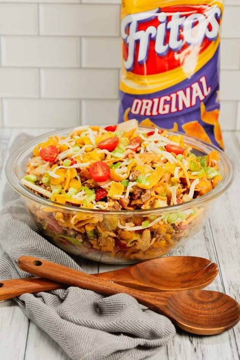 Frito Bowl Recipes, Taco Salad With Refried Beans, Taco Salad With Fritos, Fritos Taco Salad, Salad With Fritos, Lays Recipe, Fritos Salad, Frito Salad, Frito Taco Salad