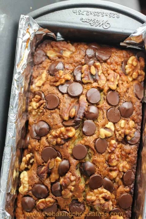 Chocolate Chip Banana Nut Bread, Banana Chocolate Chips, Banana Nut Bread Recipe, Nut Bread Recipe, Chocolate Chip Bread, Chocolate Chip Banana, Banana Nut Bread, Nut Bread, Banana Chocolate