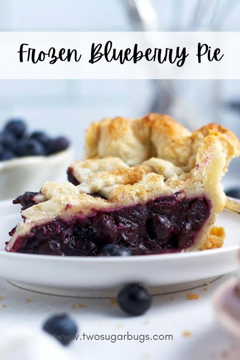 Blueberry Pie With Frozen Blueberries, Frozen Berry Pie, Easy Blueberry Pie Recipe, Frozen Blueberry Pie, Frozen Blueberry Recipes, Easy Blueberry Pie, Blueberry Pie Recipe, Homemade Blueberry Pie, Buttery Pie Crust