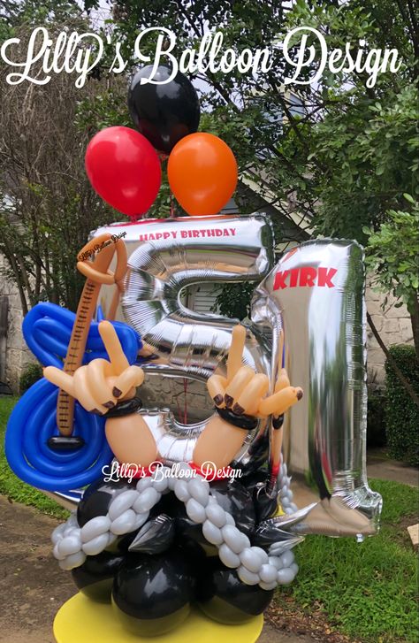 Rockstar Art, Elvis Party, Rock And Roll Birthday, Art Punk, Balloon Ideas, Balloon Sculptures, Balloon Columns, Guitar Music, Mad Hatter Tea