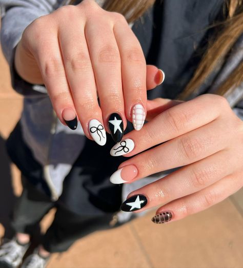 Jenna Kelly | Utah Nail Artist | black & whites 🏁🤍🔗🖤 @mynailgirl_emily absolutely killed these we had to recreate them asap @rylee.brinker I am obsessed x10!!!!… | Instagram Jenna Kelly, Hard Gel Nails, Hard Nails, Short Almond, Short Nail, Star Nails, Prom Nails, Cuticle Oil, Funky Nails