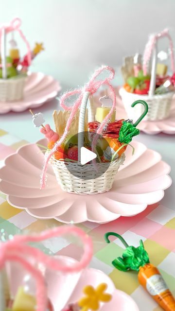 Mini Easter Baskets, Mini Easter Basket, Easter Brunch, Cute Food, Easter Baskets, Food Styling, Easter Spring, The Things, Baskets