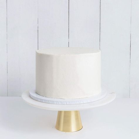 Cutter & Squidge Weddings ONE TIER WHITE WEDDING CAKE All White Wedding Cake, Wedding Cake Designs Elegant, Wedding Cake Design, 2 Tier Cake, 16 Cake, All White Wedding, White Wedding Cake, Elegant Wedding Cakes, Simply White