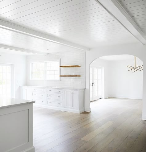 Painted Beams, Farmhouse Guest Bedroom, Kitchen Paint Color, Modern Modular Homes, Living Room Floor Plans, Tongue And Groove Ceiling, White Beams, Color Kitchen, Home Bunch