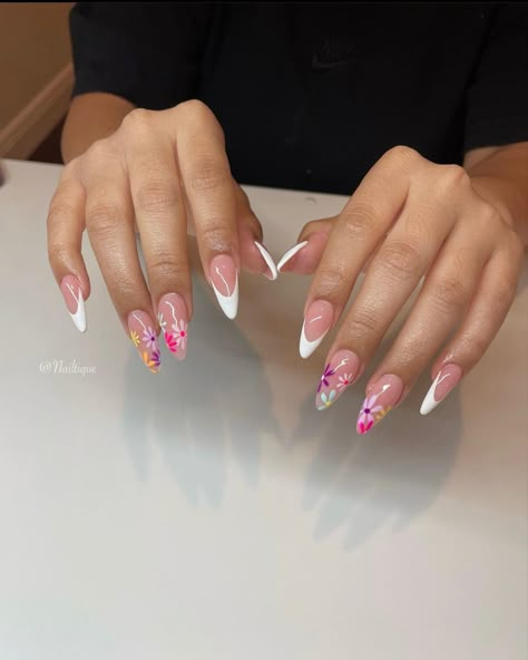 Nails Floral, Summery Nails, Girly Acrylic Nails, Simple Acrylic Nails, Her Nails, Classy Acrylic Nails, Nails Spring, Acrylic Nails Coffin Short, Pink Nail