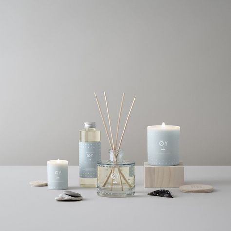 Diffuser Photography, Organic Body Wash, Foaming Body Wash, Painted Glass Bottles, Candles Photography, Crazy In Love, Diffuser Bottle, Scent Diffuser, Fragrance Diffuser