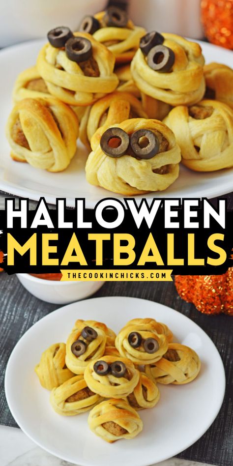 Transform ordinary meatballs into cute mummies with this simple and tasty Halloween Mummy Meatball recipe! Easy and delicious! Simple Halloween Dinner Ideas, Meatballs For Halloween Party, Meatballs Halloween, Meatball Halloween Food, Mummy Meatballs, Meatball Mummies, Mummy Meatballs Halloween Foods, Mummy Appetizer, Halloween Mummy Meatballs