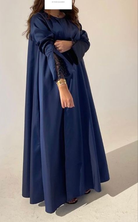 Blue Abaya, Abaya Designs Latest, Mode Kimono, Coat Women Fashion, Fancy Dresses Long, Mode Abaya, Hijabi Style, Abaya Designs, Photoshoot Dress