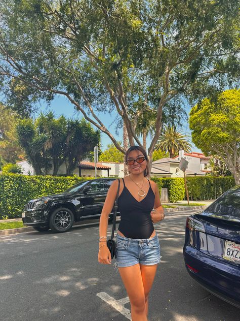 Summer, LA, outfit inspo, black bodysuit, tiny shorts La Outfit, Tiny Shorts, Shorts Outfit, Black Bodysuit, Short Outfits, Lookbook, Outfit Inspo, Black