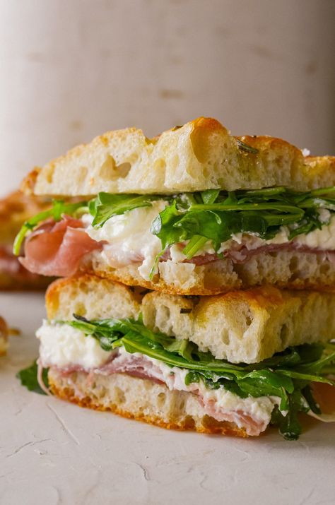 DSC_0175 Prosciutto Arugula Sandwich, Sandwich Recipes Prosciutto, Italian Focaccia Sandwich, Prosciutto Sandwich Ideas, Panzanella Sandwich, Foccacia Sandwich Recipes, Sandwich Recipes Italian, Focaccia Aesthetic, Sandwich Dinner Recipes