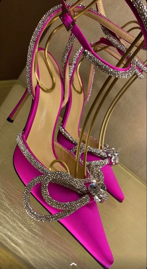 Fuchsia Heels, Cute Shoes Heels, Hype Shoes, Elegant Shoes, Pink Shoes, Pretty Shoes, Dream Shoes, Sneaker Heels, Stylish Shoes