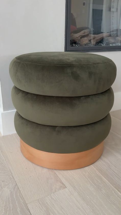 Buy COLAMY Velvet Ottoman Footstool, Tufted Modern Foot Rest Stool with Wood Base for Living Room, Bedroom, Desk, Round Versatile Side End Table, Pouf, Makeup Seat, Green: Ottomans - Amazon.com ✓ FREE DELIVERY possible on eligible purchases Velvet Stool, Foot Rest Ottoman, Side End Table, Velvet Ottoman, Bedroom Desk, Ottoman Stool, Stool Design, Ottoman Footstool, Dream Home Design