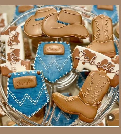 Cowboy Birthday Theme Boys, Wrangler Cookies Decorated, Cowboy Birthday Party Food Ideas, Horseshoe Decorated Cookies, Western First Birthday Cookies, Country Cookies Decorated, Cowboy Themed Baby Shower Ideas Food, First Rodeo Food Table, First Rodeo Desserts