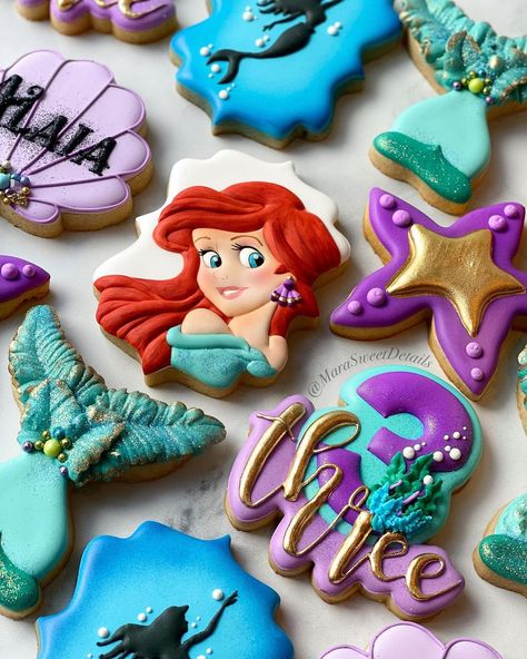 Mermaid Cake Pops, Little Mermaid Cupcakes, Mermaid Cookies, Little Mermaid Cakes, Twin Birthday Parties, Mermaid Theme Birthday Party, Mermaid Cupcakes, Chocolate Dipped Pretzels, Mermaid Kids