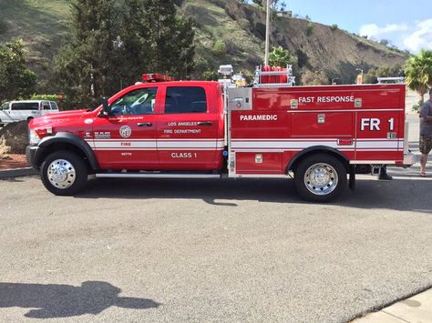 Los Angeles Fire Dept - LAFD - Fast Response Unit - Paramedics - FR1 Ambulance Conversion, Diesel Pickup Trucks, Los Angeles Fire Department, Lego Fire, Firefighter Emt, Fire Suppression, Bug Out Vehicle, Fire Fighters, Rescue Vehicles