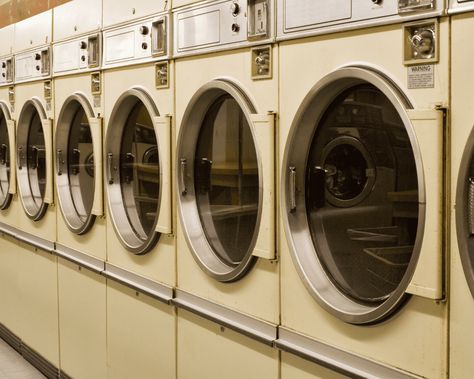 Laundromat Business, Best Names, Laundry Business, Coin Laundry, Small Business Inspiration, Student Living, Business Inspiration, Pros And Cons, Spending Money