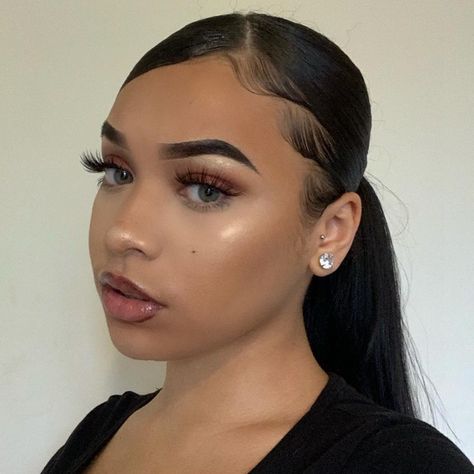 Hair Styles With Edges Latina, Slick Ponytail, Highlights Curly Hair, Cute Hairstyles For School, Birthday Hair, Slicked Back Hair, Work Hairstyles, Slick Hairstyles, Sleek Ponytail