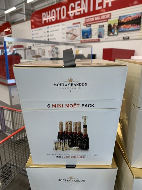 Costco sells the Moet Champagne 6 pack of mini's for $59.99. Scroll for photos. What a great way to ring in the holidays by celebrating with some Brut Champagne. The Moet winery has been around for ages & is considered a high quality champagne. This is the perfect box to celebrate an event.... Thanksgiving, Christmas, Birthday, Baby Shower, Engagement Party, etc. It comes with 6 x 187 mL bottles. #champagne #costco #moetchandon Mini Moet Bottles Champagne, Abba Party, Moet Champagne, 43rd Birthday, Moet Chandon Champagne, Champagne Gift, 50th Birthday Party, Mini Bottles, Eat Right