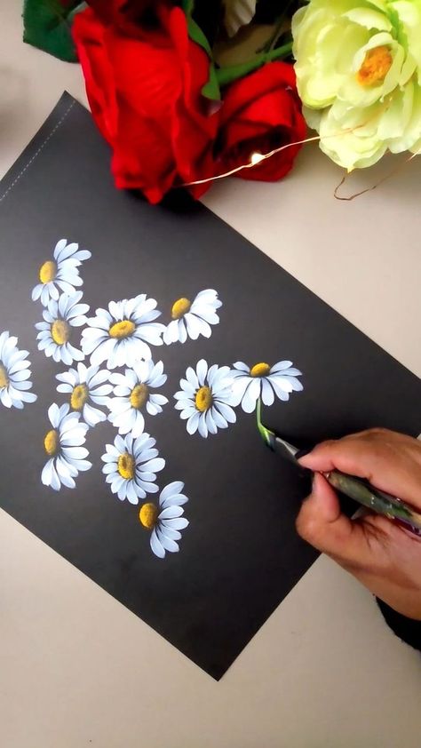 Delicate Daisy Painting | Delicate Daisy Painting | By Colors N Shades-The magical Rendering | Facebook 2024 Art, Daisy Art, Daisy Painting, Fabric Paint, Abstract Paintings, Acrylic Art, Daisy Flower, Art Project, White Painting