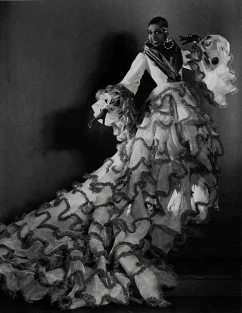 1930s, Josephine Baker “Reine des Tropiques”. Photograph by Studio Keystone, Talbot. Textured Gown, Lena Horne, Chiffon White Dress, Floral Applique Dress, Eartha Kitt, Josephine Baker, Vintage Black Glamour, Famous Black, Black Hollywood