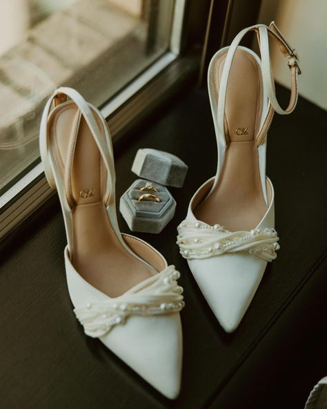 Some of my favorite detail shots from this wedding in New York 🤍 Details Shots Wedding, Detail Shots Wedding, Wedding Shot List, Catherine Deane, Shot List, Wedding Shot, Wedding Couple Poses, Civil Wedding, Detail Shots