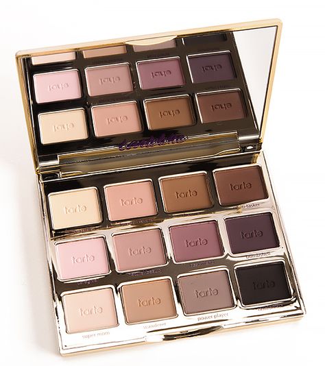 Tarte Tartelette Amazonian Clay Matte Palette Must Have Eyeshadow Palettes, Trendy Eyeshadow, Matte Eyeshadow Palette, Beauty Make-up, Stay Alive, Tarte Cosmetics, Trendy Makeup, Matte Eyeshadow, Eye Shadow Palette