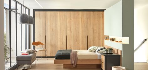 Japandi Bedroom Ideas, Modern Bedroom Wardrobe, Fitted Wardrobes Bedroom, Wardrobes Bedroom, Fitted Bedroom Furniture, Fitted Bedrooms, Mid Century Modern Bedroom, Oak Bedroom, Fitted Wardrobes