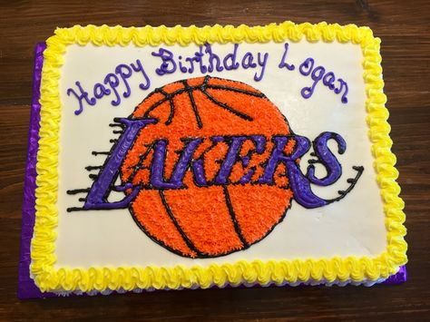 LA Lakers Cake Lakers Basketball Cake, La Lakers Cake, Lakers Birthday Cake, Lakers Cake, Roman Party, Basketball Cakes, Prom Party Ideas, Starbucks Cake, Suprise Birthday