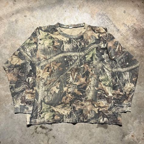 Vintage 90s Realtree Camo Long Sleeve Boxy... - Depop Thrift Finds Clothes, Realtree Shirt, Thrift Manifest, Manifest Board, Bday Wishlist, Camo Long Sleeve, Boxy Shirt, Camo Shirt, Camo Tee