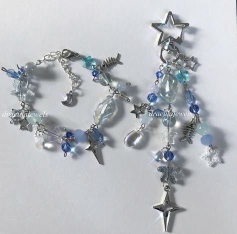 Beaded Blue Bracelets, Blue Charm Bracelet, Handmade Keyrings, Clutter Jewelry, Clutter Bracelet, Blue Beads Necklace, Blue Beads Bracelet, Blue Bracelets, Blue Bracelet Ideas