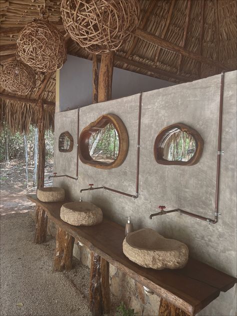 Tulum Interior Design Bathroom, Restaurant Rustic Design, Small Hotel Ideas, Outside Restroom Ideas, Rustic Hotel, Resort Bathroom, Beach Restaurant Design, Outdoor Restaurant Design, Outdoor Bathroom Design