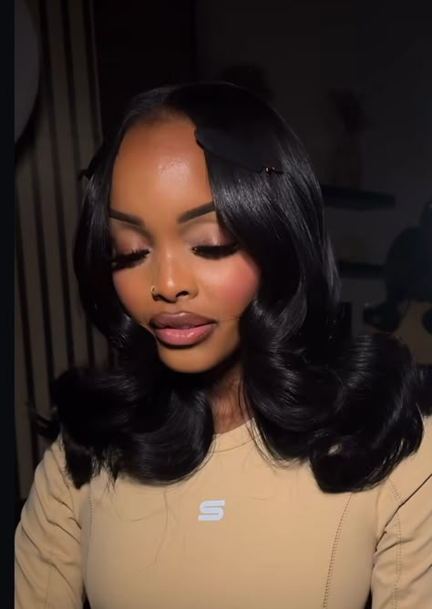 Middle Part Bumped Ends, Empire Hair Weave Styles, Classy Bob Hairstyles Black Women, Middle Part Bob With Layers, Long Middle Part Bob, Curled Long Bob, Long Bob Curled, Bob Sew In Weave With Closure, Body Wave Hairstyles For Black Women