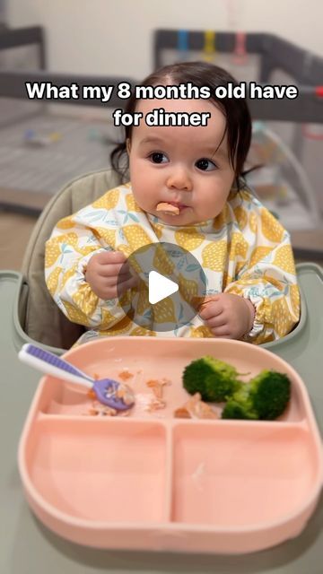 Kaya Anh Hyde on Instagram: "Dinner with my 8 months old - steamed salmon and broccoli, dessert blueberries and yogurt   Everything is tasty with yogurts, my tricks to get baby eat 😁   She wasn’t interested in the broccoli at first, I offered again in the end of the meal and she showed interest again.   #babyfood #blw #blwmenu #blwinspiration #blwbaby #salmon #broccoli #realfood #healthyfood #dinner #organicfood #homemadefood #8monthsold #socute #cutebaby #cutenessoverload #momlife #mommylife #firsttimemom #mixedbabies #parenting" Dinner For 8 Month Old Baby, Dinner For Baby 10 Months, Broccoli Dessert, Blw Dinner 8 Months, Meals For 8 Month Old Baby, 8 Month Old Meal Ideas, Salmon For 9 Month Old, Broccoli Baby Food Recipe, Salmon For 8 Month Old