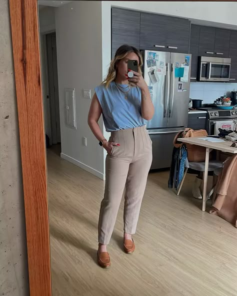 5 Cute Workwear Staples to Make Getting Dressed for Work Easy Principal Outfits, Monday Outfit For Work, Neutral Work Outfit, Work Event Outfit, Outfit Basics, Event Outfit Ideas, Pants Outfit Work, Trendy Work Outfit, New York Outfit