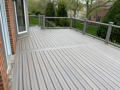 Rocky Harbor Trex Decking Ideas, Trex Deck Rocky Harbor, Trex Rocky Harbor Decks, Rocky Harbor Trex Decking, Trex Rocky Harbor, Trex Deck Designs, Trex Deck Colors, Trex Transcend Railing, Trex Enhance