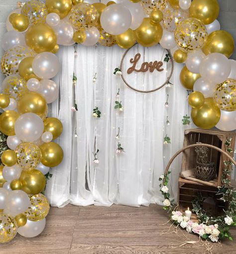 Famzigo balloon garland kits were created with you in mind. Each kit comes with 90 Balloons with 5 different variations to choose from. Everything you need for any event indeed! #Balloongarlandkit#weddingdecorations#Balloonarch#DIY#Birthdaydecorations#whiteandgoldgarland#Balloon#Balloons#WhiteBalloongarlands#goldballoons Diy Birthday Backdrop, Gold Confetti Balloons, Silver Balloon, Diy Birthday Decorations, Gold Confetti, White Balloons, Confetti Party, Wedding Confetti, Wedding Balloons