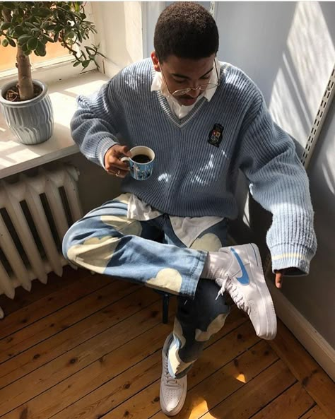 Street Mode, Vintage Outfits Men, Sneakers Hypebeast, Highsnobiety Fashion, Guy Fits, Aesthetic Outfits Men, Urban Aesthetic, Boys Fits, Mens Trendy Outfits