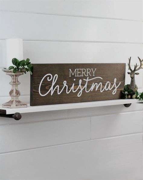 Rustic Christmas Signs, Mantle Decor Farmhouse, Christmas Wood Signs, Rustic Christmas Crafts, Holiday Mantle Decor, Holiday Mantle, Wall Decor Christmas, Christmas Tree Accessories, Merry Christmas Sign