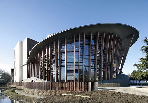 Round Facade Architecture, Modern Museum Exterior, Theatre Exterior Architecture, Auditorium Facade Design, Modern Theatre Design, Circular Building Elevation, Circular Facade Design, Theatre Exterior Design, Circular Building Facade