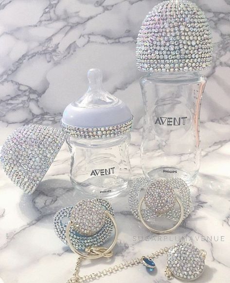 Nursing Bottle, Luxury Baby Gifts, Baby Bling, Cool Baby, Baby Necessities, Baby Arrival, Luxury Baby, Baby Bottle, Sugar Plum