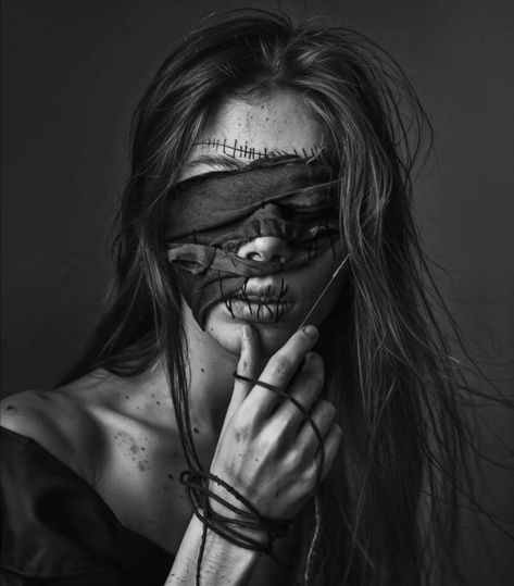 Dark Portrait Photography, Horror Tattoo Designs, Blindfolded Woman, Black And White Photography Portraits, Realistic Tattoo Sleeve, A Level Art Sketchbook, Art Photography Portrait, Dreamy Photography, Horror Tattoo