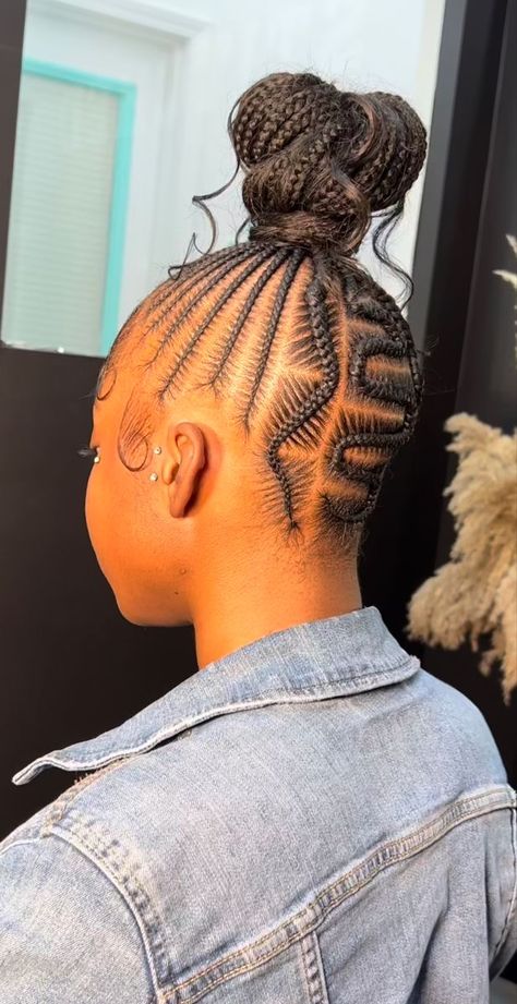 Fast Braided Hairstyles For Black Women, High Ponytail Cornrows With Curls, Sitch Braids For Black Women, Boho Stitch Braids Bun, Braided Into A Bun, Braided Hairstyles Ponytail, High Ponytail Cornrows, Braids In A Ponytail, Lemonade Braids Hairstyles