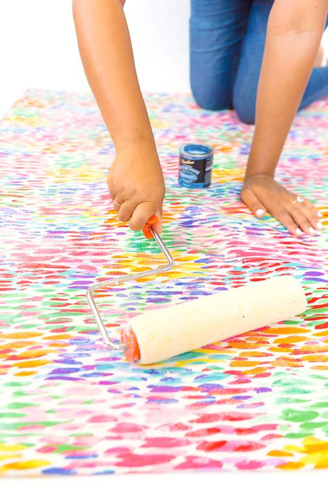 Rug Design Ideas, Drop Cloth Rug, Area Rugs Diy, Mod Podge Fabric, Homemade Rugs, Diy Mod Podge, Rug Tutorial, Crafts For Teens To Make, Painted Rug