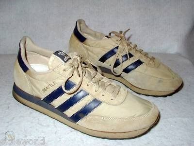 vtg 80s 1983 Men ADIDAS Tre Foil Sneaker Tennis Shoe 9 | #100363385 80s Clothes Men, 80s Sport, 90s Sneakers, 80s Shoes, 90s Shoes, Men Adidas, 80s Men, 90s Men, Mens Tennis Shoes