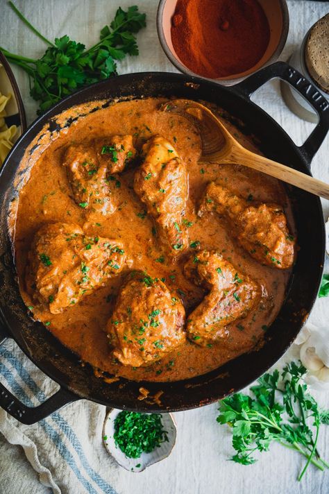 Hungarian Chicken Paprikash Recipe (Paprikás Csirke) Dairy Free Chicken Paprikash, Authentic Chicken Paprikash, Beef Paprikash Hungarian, Chicken Paprikash Hungarian, Paprikash Chicken, Paprikash Hungarian, Hungarian Dumplings, Hungarian Paprika Chicken, Hungarian Paprikash