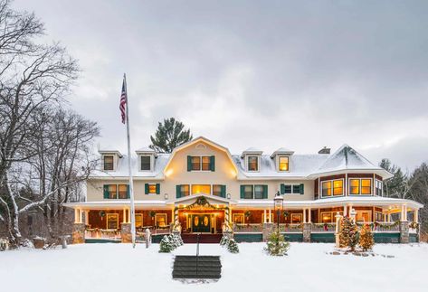 New Hampshire Christmas, New England Winter, Winter Getaways, England Winter, Freedom Trail, New England Travel, Mount Washington, Hot Toddy, Winter Getaway