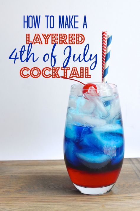 Red White Blue Cocktail, Blue Mocktail, July Cocktails, Fourth Of July Drinks, School Leggings, 4th Of July Cocktails, Easy Alcoholic Drinks, Blue Drink, July 4th Party