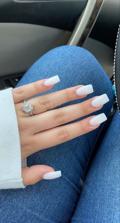 Nail Ideas Rounded Square, Square White Acrylics, White Square Nails Acrylics, White Nails Ideas Square, Square Nails Inspo Summer, Nails For Summer White, White Nails Simple Design, White Nails Square Medium, White Nails With Designs Simple