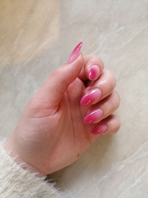 Ombre Dark Pink Nails, Dark And Light Pink Nails, Dark Pink Ombre Nails, Light Pink Ombre Nails, Nezuko Nails, Nails With Ombre, Almond Nails Pink, Dark Pink Nails, Mehendi Outfit